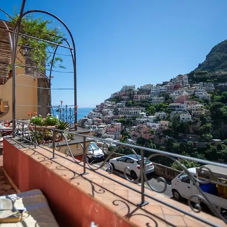 Casa Giulia - Sophisticated With View Дом отдыха Позитано